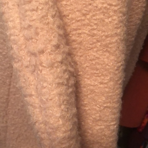 Pretty Pink Fuzzy Old Navy Women’s Jacket 🧥 Size Large Made In Vietnam - Picture 5 of 16